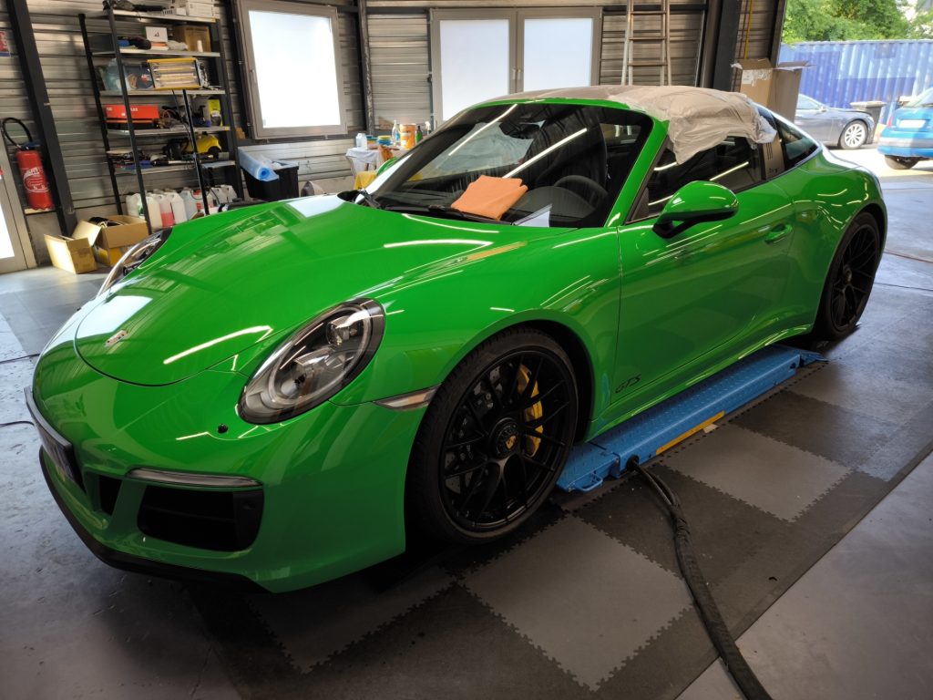 Polissage et traitement céramique sur Porsche 911 TARGA chez My Detailing à Sausheim près de Mulhouse