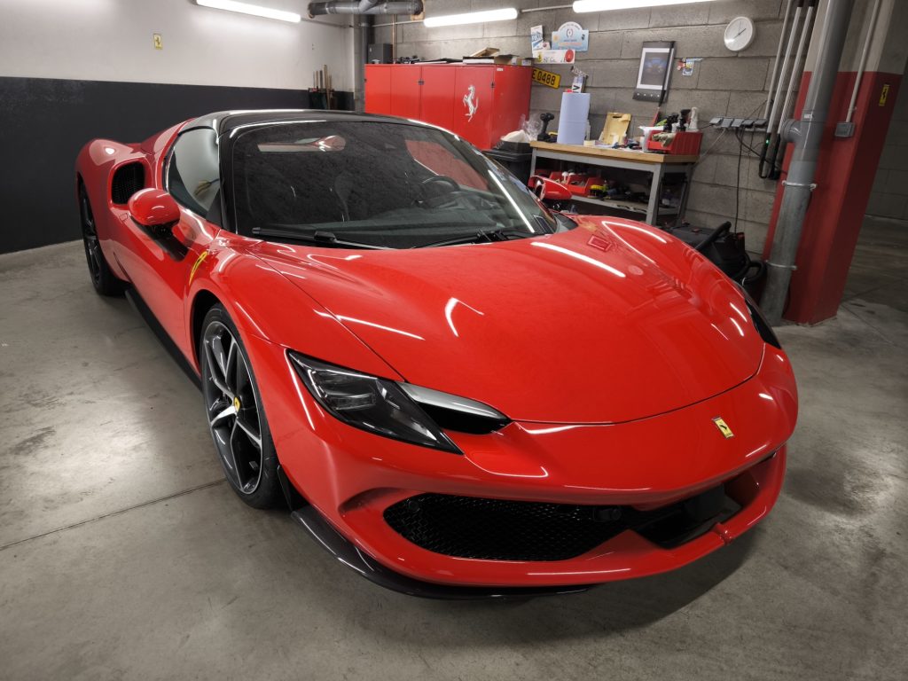 Préparation esthétique sur Ferrari 296 GTS chez MY Detailing à Sausheim près de Mulhouse